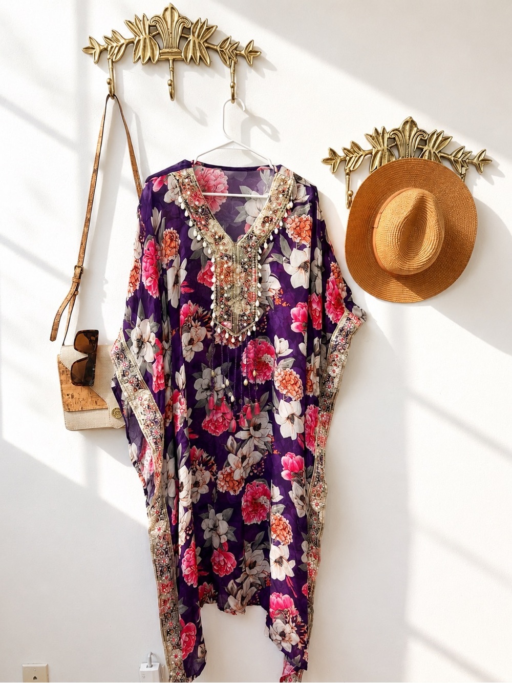 🆕Boho Purple Floral Embellished Kaftan L ptp 22”